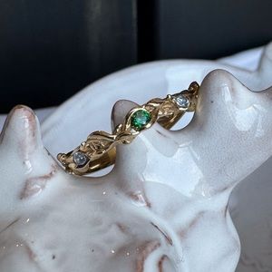 10KYG Emerald Aquamarine Curved Vine Contour Ring 10K NWOT